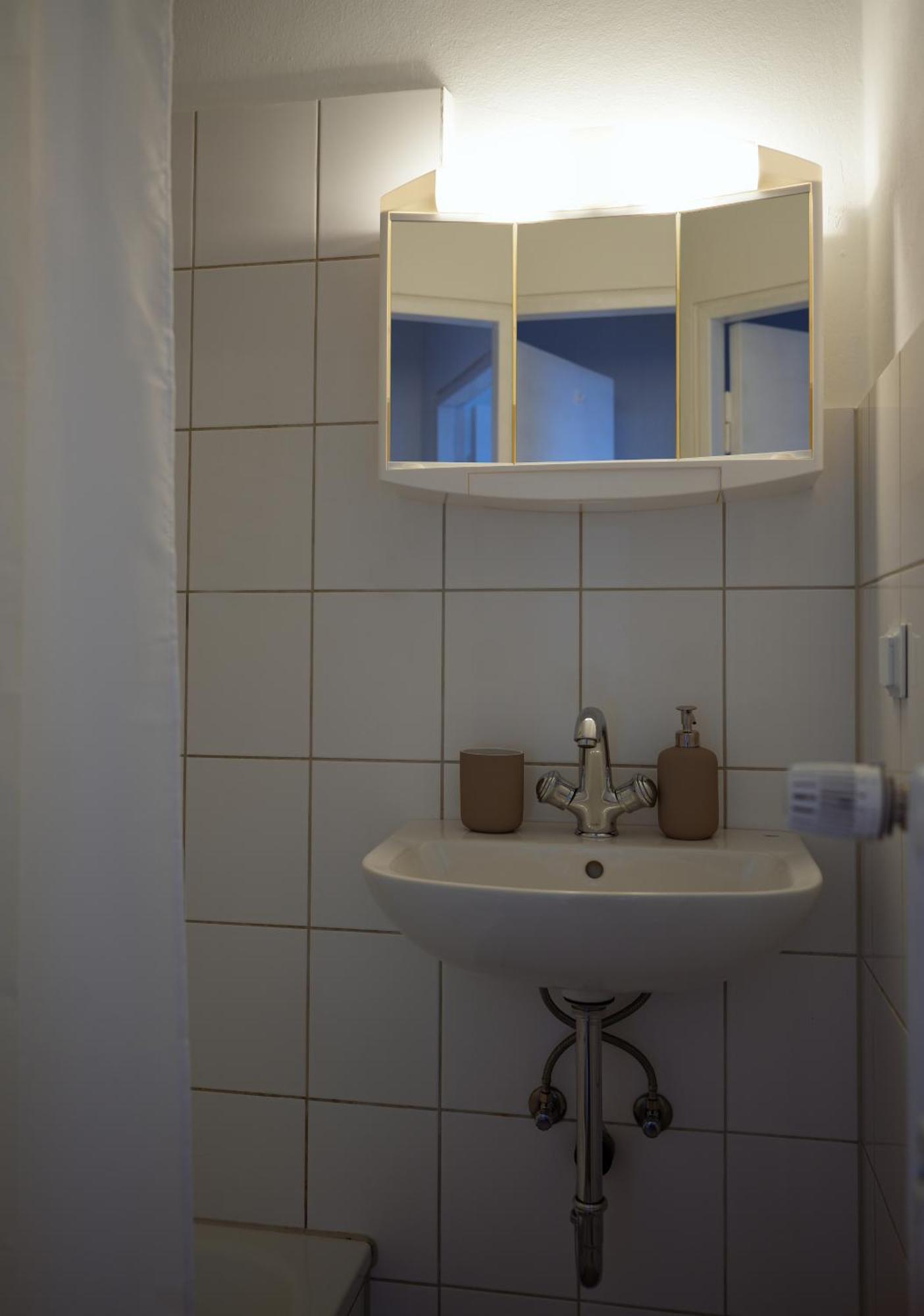 Elegantes & Modernes Messe Apartment, Hannover, Laatzen エクステリア 写真